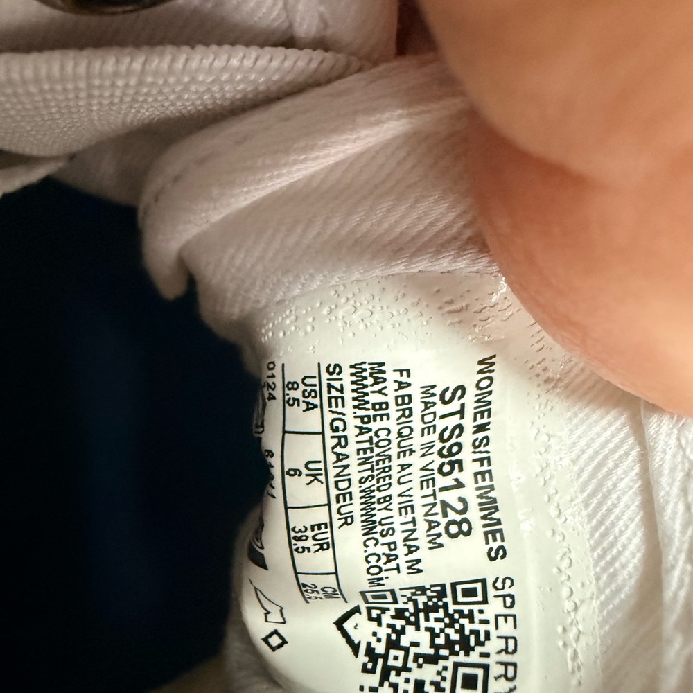 Sperry womens White Canvas Sneakers with Tan Leather Laces - Picture 7 of 7